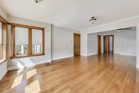 5000 W Grace St, Chicago, IL 60641 photo 5