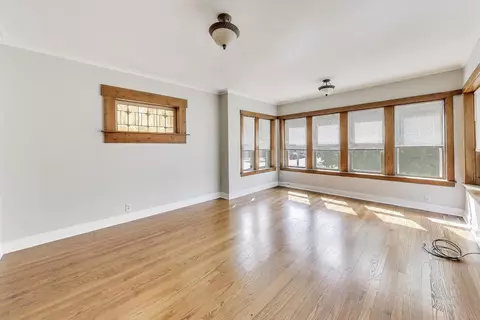 5000 W Grace St, Chicago, IL 60641 photo 4