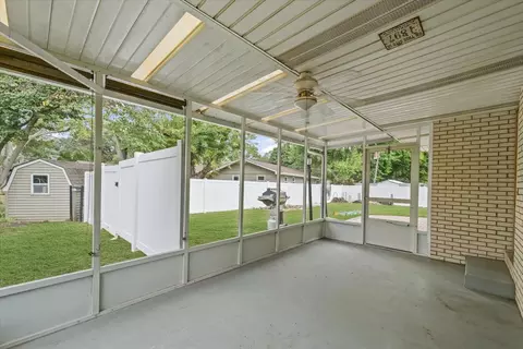 28 S Moery Dr, Bement, IL 61813 photo 28