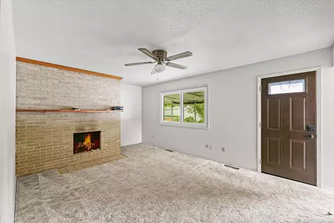 28 S Moery Dr, Bement, IL 61813 photo 18