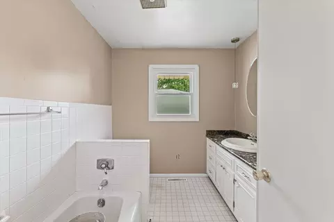 28 S Moery Dr, Bement, IL 61813 photo 23