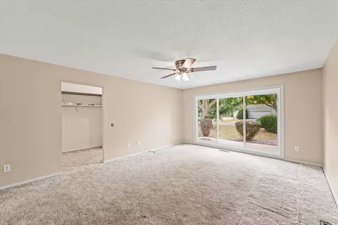 28 S Moery Dr, Bement, IL 61813 photo 9