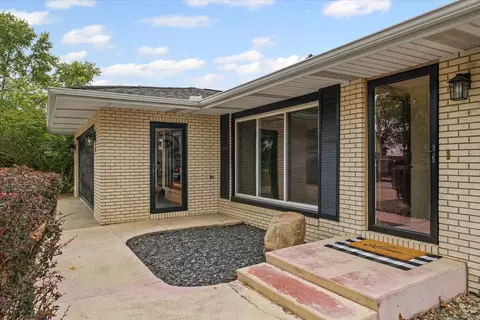 28 S Moery Dr, Bement, IL 61813 photo 5
