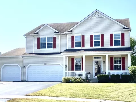 1056 Deertrail Ct, Antioch, IL 60002