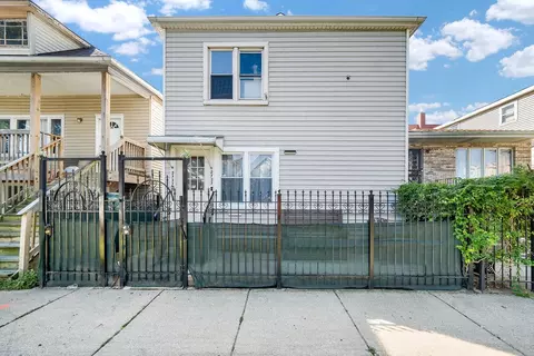 2737 W 38th Pl, Chicago, IL 60632