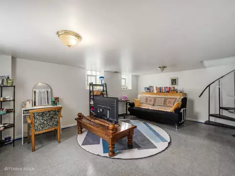 Other - 917 W 34th Pl, Chicago, IL 60608 photo 7 of 8