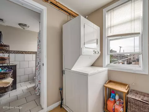 Other - 917 W 34th Pl, Chicago, IL 60608 photo 2 of 8