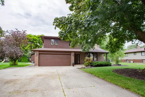 258 Thrasher St, Bloomingdale, IL 60108