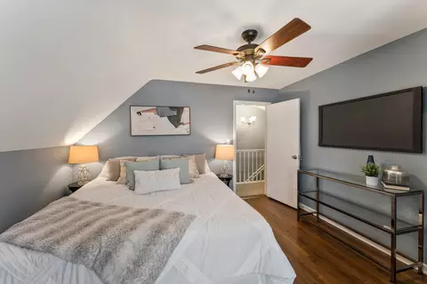 Bedroom - 2140 Walnut Ct, Glenview, IL 60025 photo 2 of 3