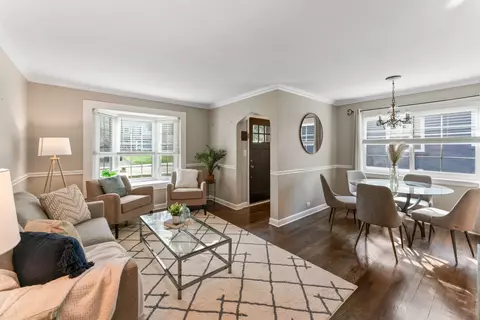Living - 2140 Walnut Ct, Glenview, IL 60025 photo 1 of 3