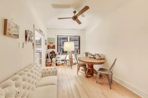Living - 1308 E 56th St #2, Chicago, IL 60637 photo 3 of 4