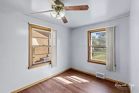 Bedroom - 1054 S 7th Ave, Kankakee, IL 60901 photo 1 of 7