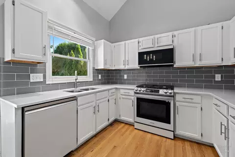 4716 Crystal Trl, Mchenry, IL 60050 photo 11