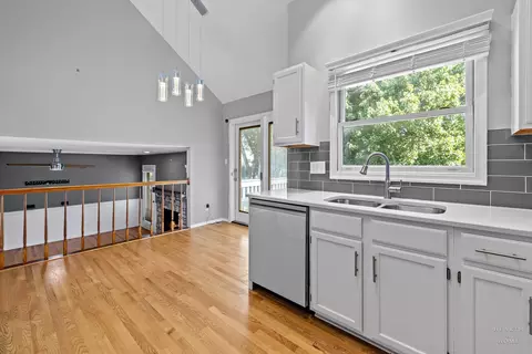 4716 Crystal Trl, Mchenry, IL 60050 photo 12