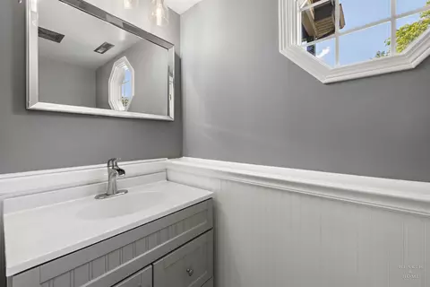 4716 Crystal Trl, Mchenry, IL 60050 photo 23