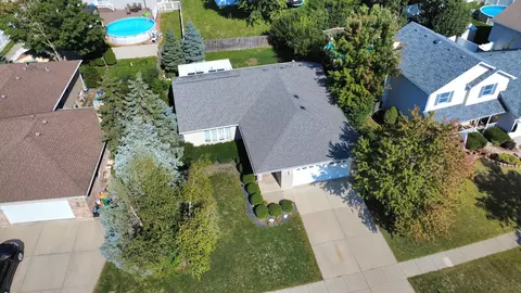 25028 Cashel Bay Rd, Manhattan, IL 60442