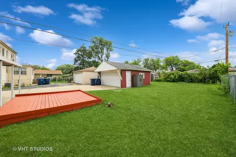 Exterior - 5813 Superior St, Berkeley, IL 60163 photo 5 of 6