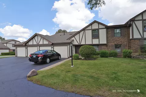 1254 Plum Tree Ct #A2, Schaumburg, IL 60193