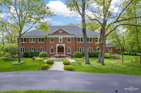 1900 Millburne Rd, Lake Forest, IL 60045
