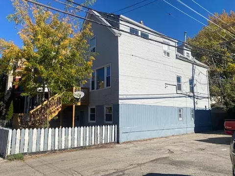 2417 N Washtenaw Ave, Chicago, IL 60647