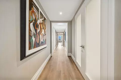 Entry Way - 180 E Pearson St #5603, Chicago, IL 60611 photo 3 of 5