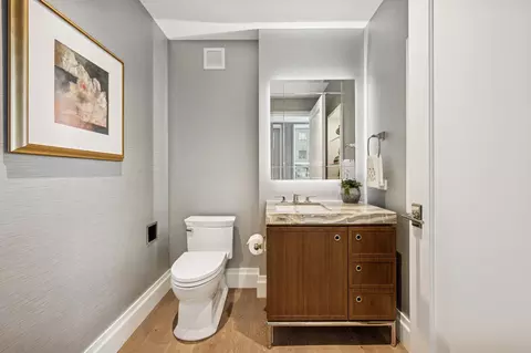 Bath - 180 E Pearson St #5603, Chicago, IL 60611 photo 1 of 8