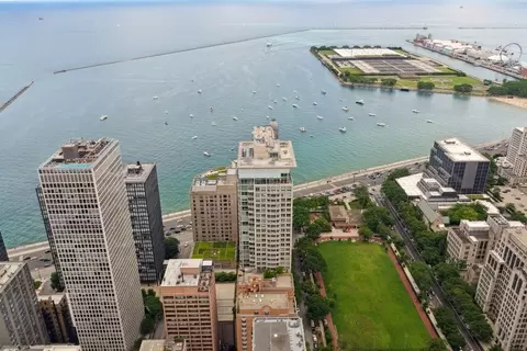 View/Area - 180 E Pearson St #5603, Chicago, IL 60611 photo 4 of 8