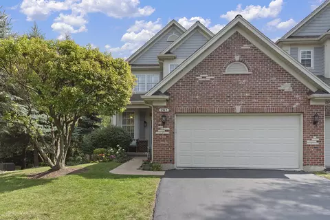 287 Jennifer Ct, Gurnee, IL 60031