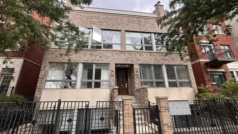 1620 W Augusta Blvd #2W, Chicago, IL 60622
