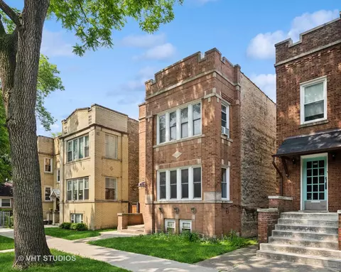 5814 N Campbell Ave, Chicago, IL 60659