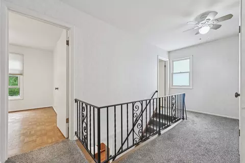 Entry Way - 1633 Redpoll Ct, Naperville, IL 60565 photo 7 of 8