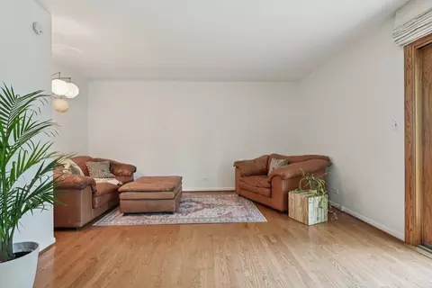Living - 1633 Redpoll Ct, Naperville, IL 60565 photo 2 of 2