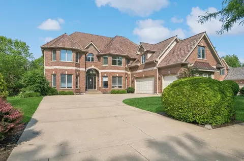 1984 Royal Birkdale Dr, Vernon Hills, IL 60061