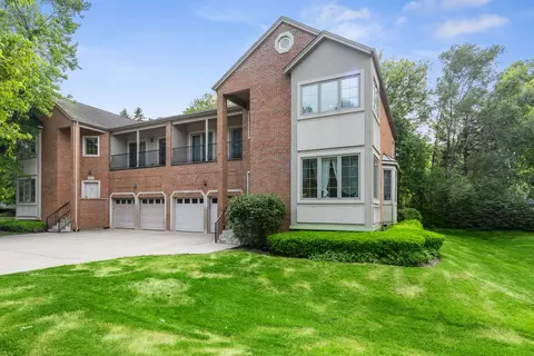 1908 Monroe Ave, Glenview, IL 60025