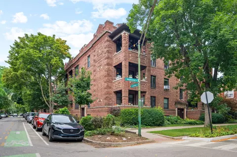 2540 W Leland Ave #2, Chicago, IL 60625