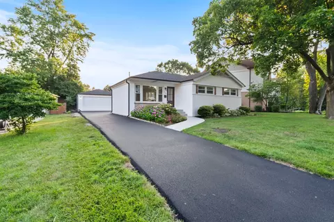 406 N Yale Ave, Arlington Heights, IL 60005
