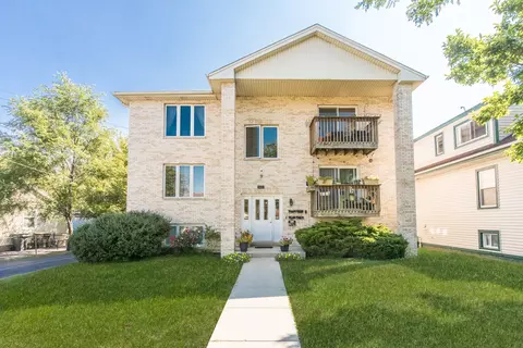 3831 Grove Ave #1S, Brookfield, IL 60513
