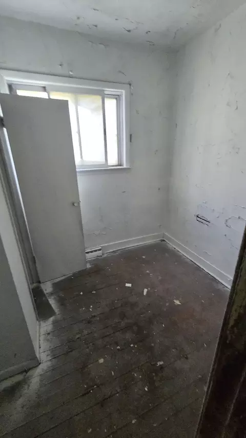 Bedroom - Undisclosed, Chicago, IL 60633 photo 2 of 4