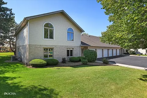 2632 Crescenzo Dr #0, Joliet, IL 60436