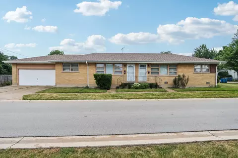 624 Prairie Ave, Downers Grove, IL 60515