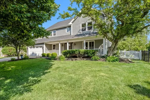 342 Dilorenzo Dr, Naperville, IL 60565