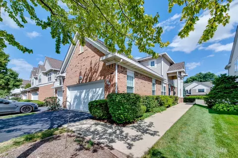 101 Bay Dr, Itasca, IL 60143