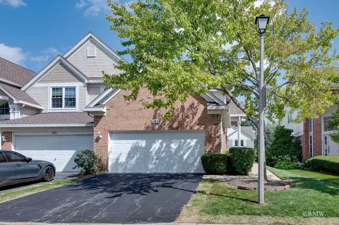 Exterior - 101 Bay Dr, Itasca, IL 60143 photo 3 of 4