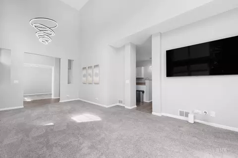 Living - 101 Bay Dr, Itasca, IL 60143 photo 2 of 2