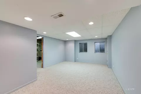 Other - 101 Bay Dr, Itasca, IL 60143 photo 10 of 12
