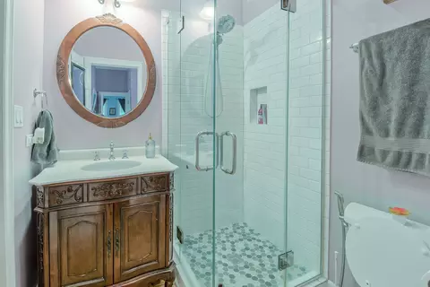 Bath - 207 E Custer St, Lemont, IL 60439 photo 1 of 3