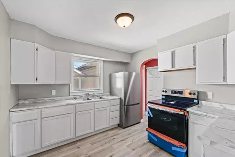 Kitchen - 431 E Chestnut St, Paxton, IL 60957 photo 1 of 2