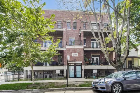 2401 W Winnemac Ave #4W, Chicago, IL 60625
