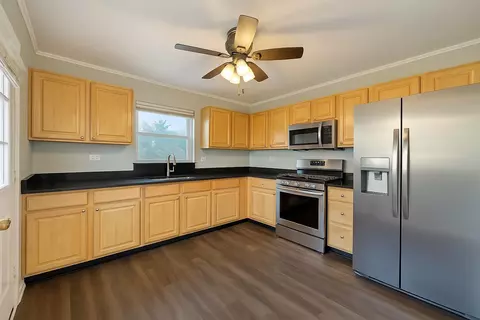Kitchen - 2803 172nd St, Hazel Crest, IL 60429 photo 1 of 1