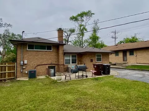Exterior - 2803 172nd St, Hazel Crest, IL 60429 photo 2 of 3